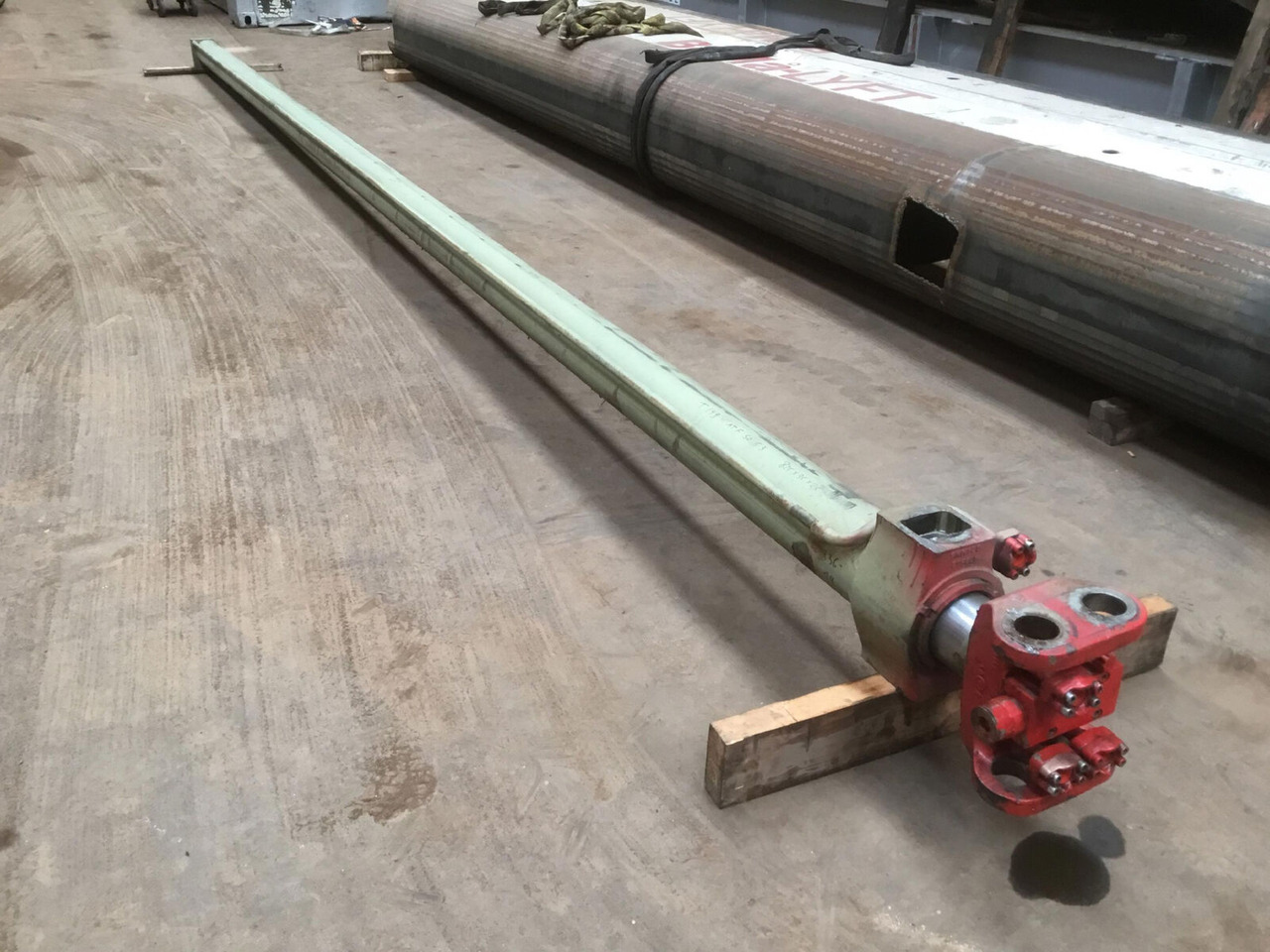FAUN ATF 50 G-3 1e telescopic cylinder - Hydraulic cylinder for Mobile crane: picture 1 FAUN ATF 50 G-3 1e telescopic cylinder - Hydraulic cylinder for Mobile crane: picture 1