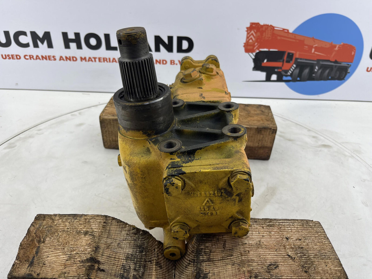 FAUN RTF 30 hydro steering box - Steering gear for Crane: picture 4 FAUN RTF 30 hydro steering box - Steering gear for Crane: picture 4