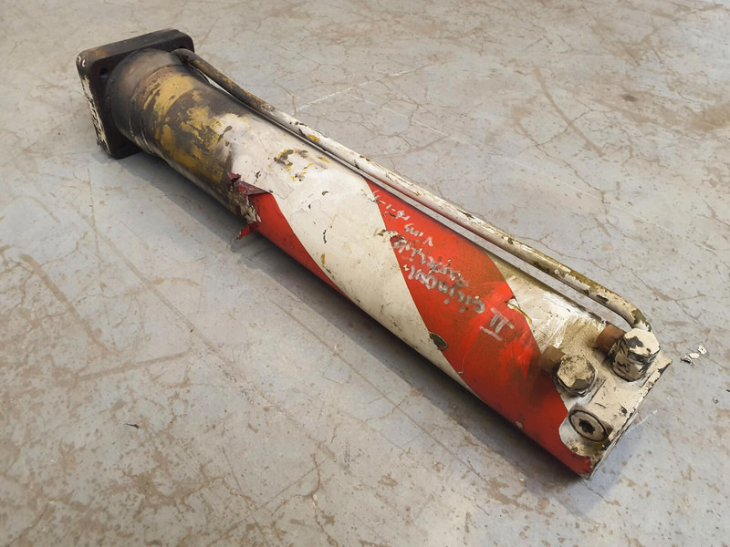 Hydraulic cylinder for Crane Faun RTF 30 outrigger cylinder: picture 1