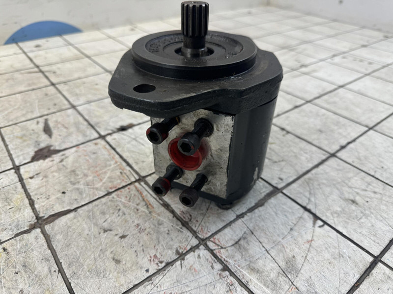 Gear pump - Hydraulic pump for Crane: picture 4 Gear pump - Hydraulic pump for Crane: picture 4