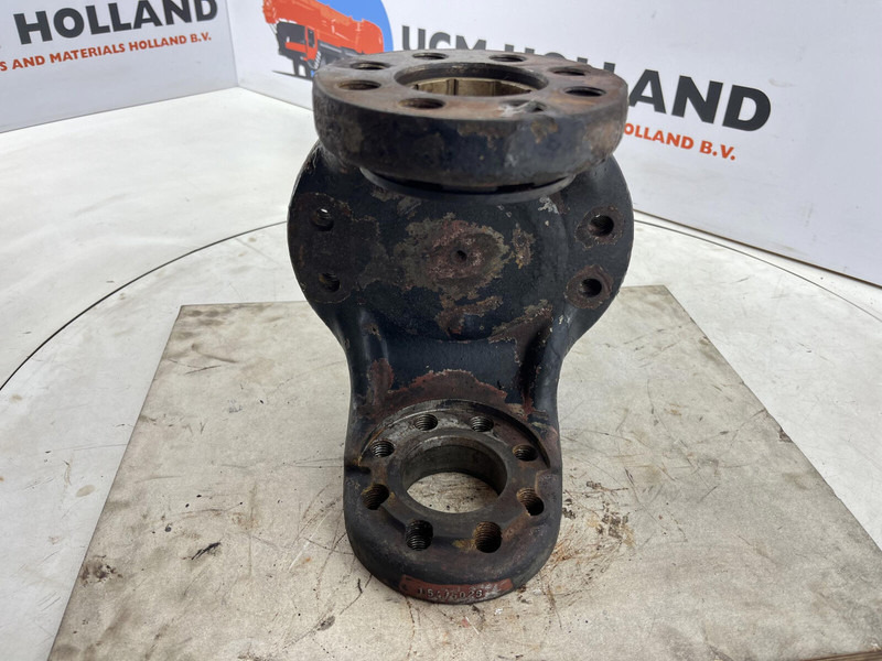 Gottwald Steering knuckle 12 holes axle 3 - Steering knuckle for Crane: picture 5 Gottwald Steering knuckle 12 holes axle 3 - Steering knuckle for Crane: picture 5