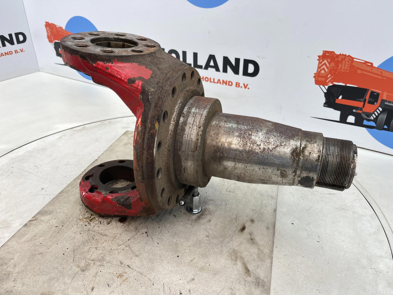 Gottwald Steering knuckle 16 holes axle 3 - Steering knuckle for Crane: picture 3 Gottwald Steering knuckle 16 holes axle 3 - Steering knuckle for Crane: picture 3
