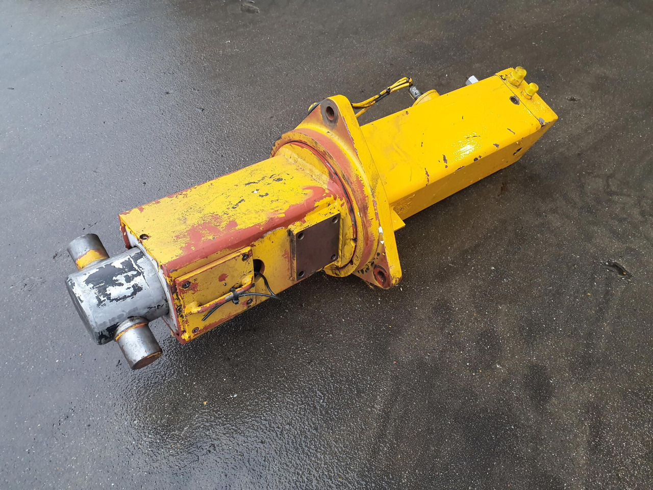 Grove GMK 3050 counterweight cylinder - Hydraulic cylinder for Mobile crane: picture 3 Grove GMK 3050 counterweight cylinder - Hydraulic cylinder for Mobile crane: picture 3