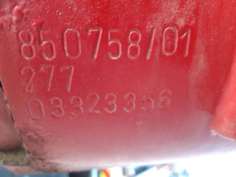 Grove GMK 3055 boom cylinder - Hydraulic cylinder for Crane: picture 5 Grove GMK 3055 boom cylinder - Hydraulic cylinder for Crane: picture 5