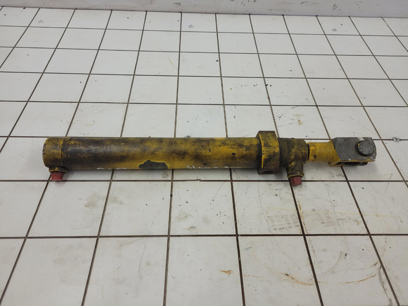 Grove GMK 4075 adjusting cylinder counterweight - Hydraulic cylinder for Crane: picture 2 Grove GMK 4075 adjusting cylinder counterweight - Hydraulic cylinder for Crane: picture 2