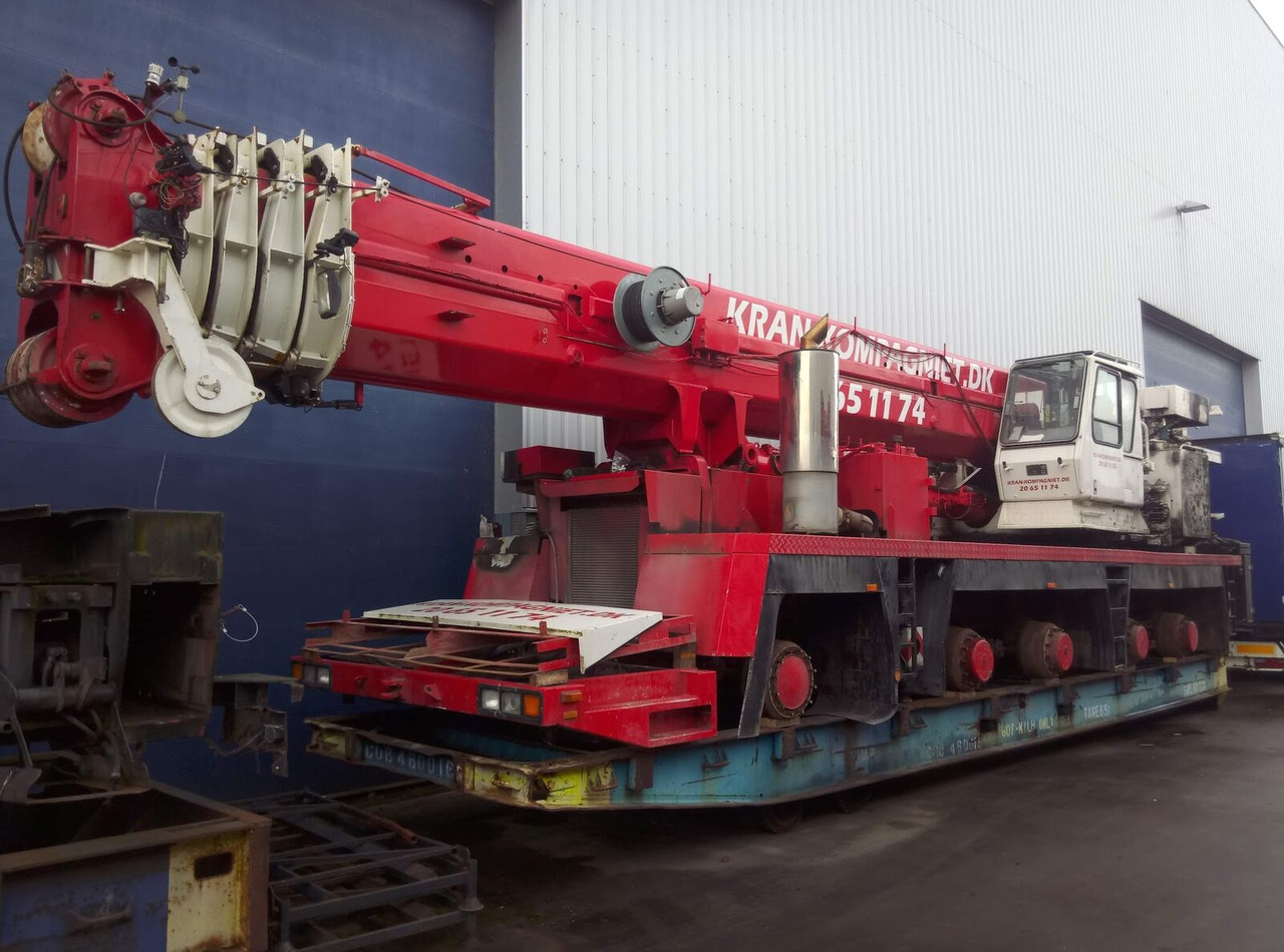 Grove GMK 5100 for parts - Mobile crane: picture 4 Grove GMK 5100 for parts - Mobile crane: picture 4