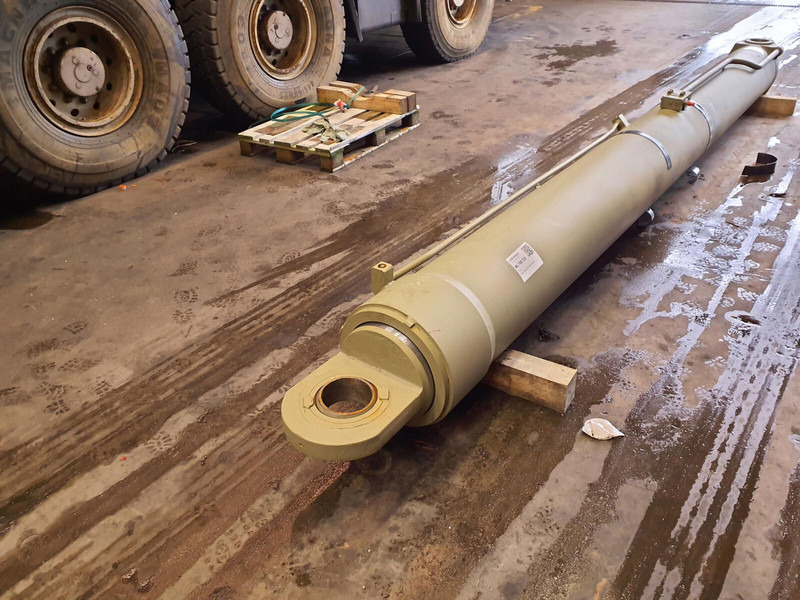 Grove GMK 5220 boom cylinder - Hydraulic cylinder for Crane: picture 1 Grove GMK 5220 boom cylinder - Hydraulic cylinder for Crane: picture 1