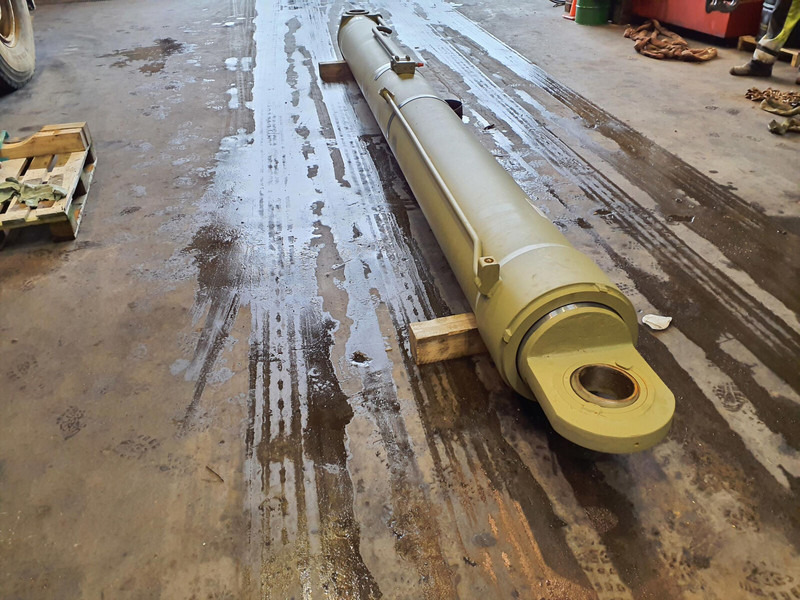 Grove GMK 5220 boom cylinder - Hydraulic cylinder for Crane: picture 2 Grove GMK 5220 boom cylinder - Hydraulic cylinder for Crane: picture 2