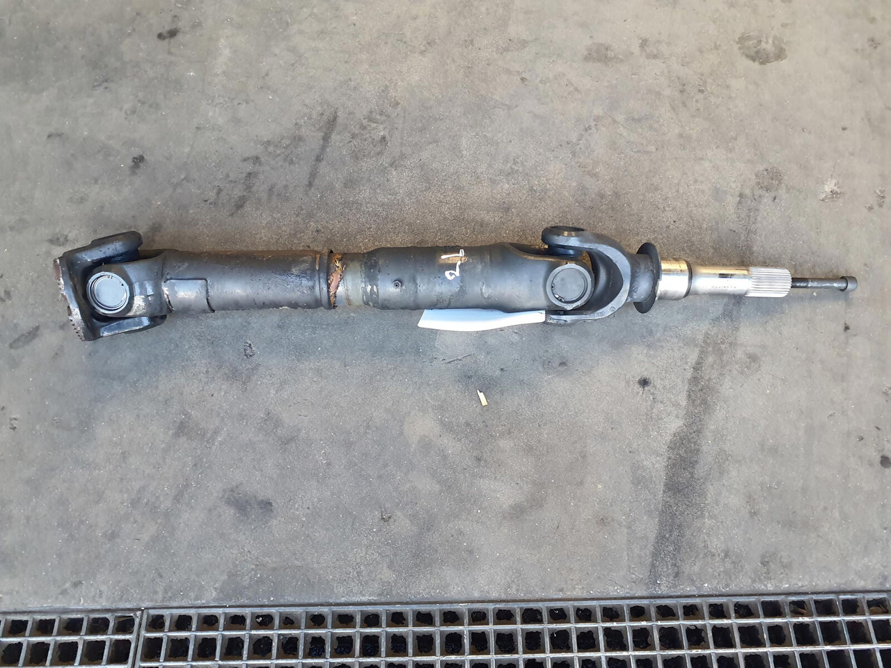 Grove GMK 6400 drive shaft axle 2 - Drive shaft for Construction machinery: picture 2 Grove GMK 6400 drive shaft axle 2 - Drive shaft for Construction machinery: picture 2