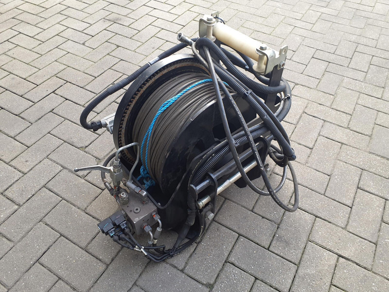 Grove GMK 6400 rigging winch - Loader crane: picture 3 Grove GMK 6400 rigging winch - Loader crane: picture 3