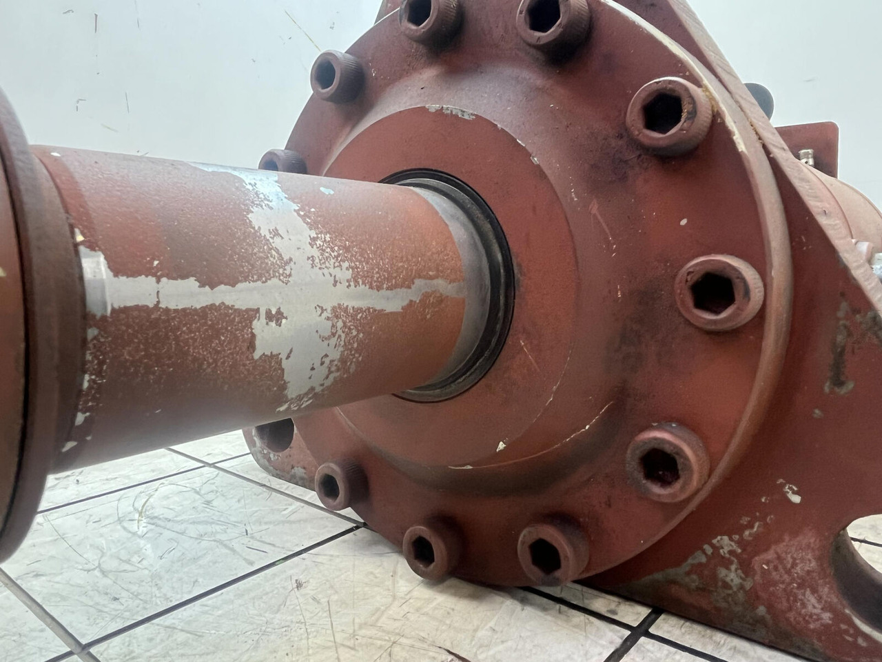 Grove GMK counterweight cylinder - Hydraulic cylinder for Mobile crane: picture 5 Grove GMK counterweight cylinder - Hydraulic cylinder for Mobile crane: picture 5