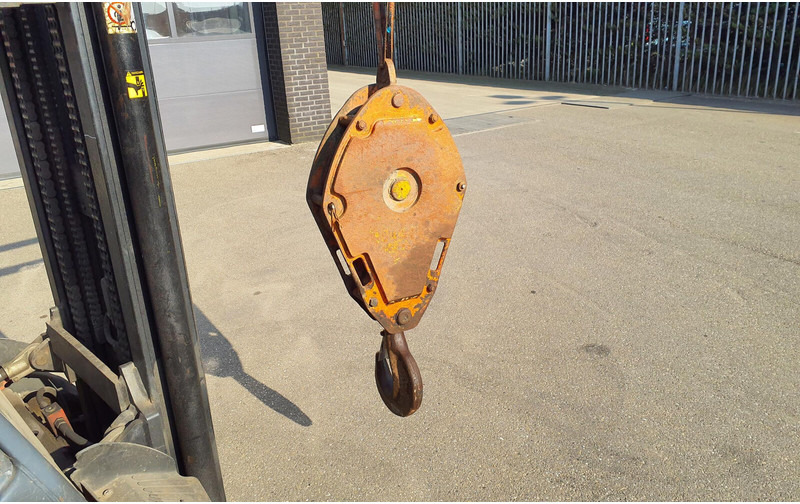Grove Hookblock 16 mm 1 sheave 15 ton - Loader crane: picture 5 Grove Hookblock 16 mm 1 sheave 15 ton - Loader crane: picture 5