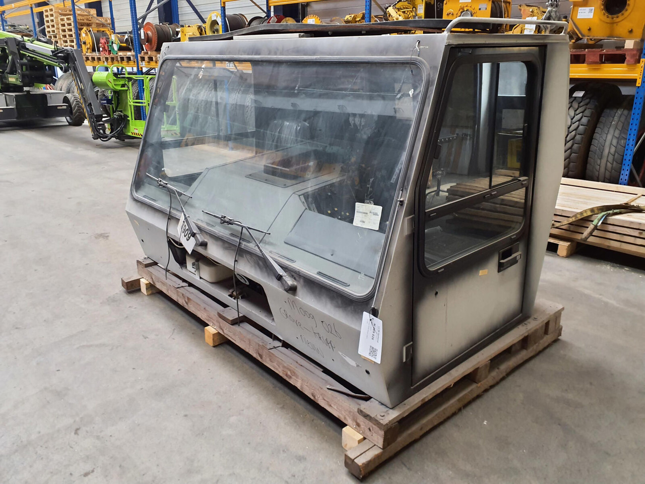 Grove Krupp KMK lower cabin - Cab for Mobile crane: picture 1 Grove Krupp KMK lower cabin - Cab for Mobile crane: picture 1