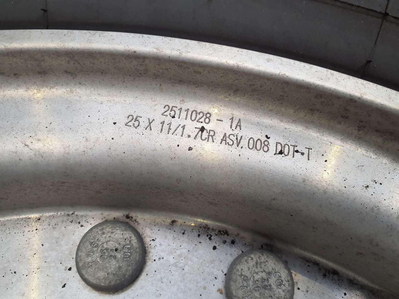 Wheel and tire package for Crane Grove Wheel 445/95R25 12 9 2p alu: picture 6