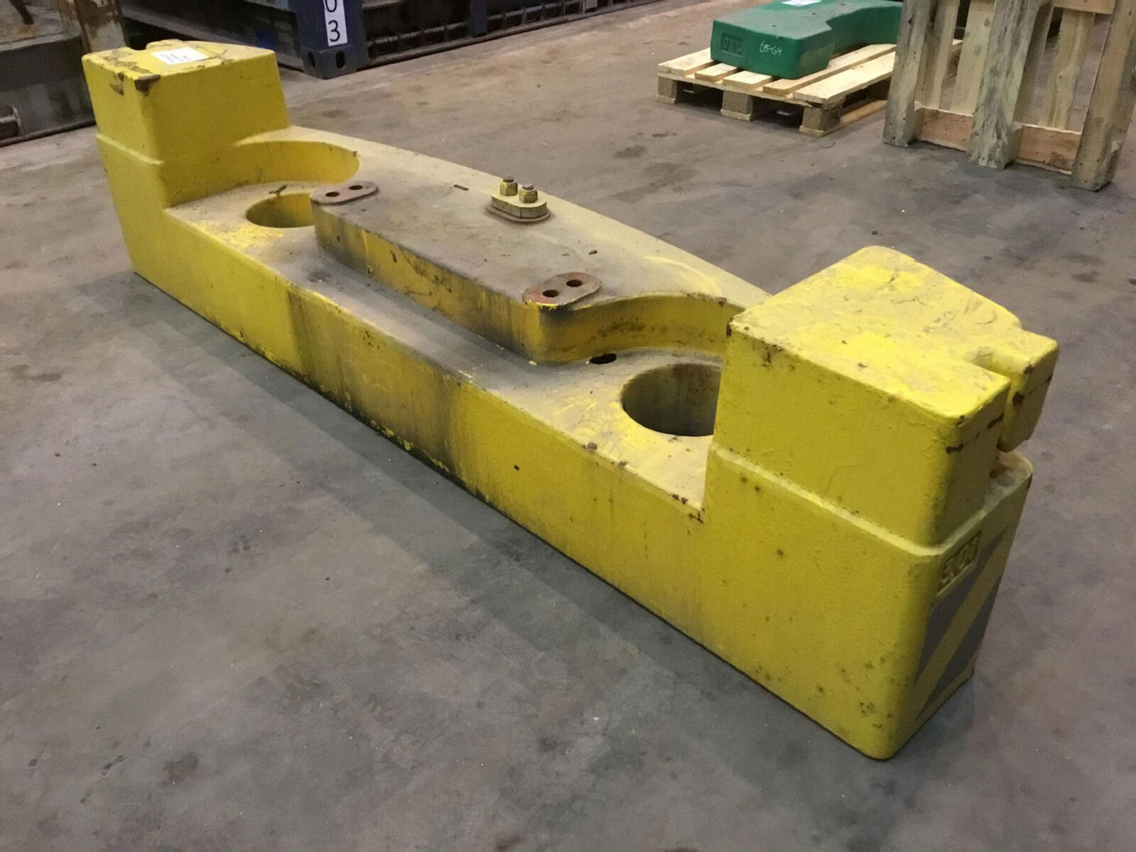 Krupp GMK 2035 counterweight 3.0 ton - Counterweight for Mobile crane: picture 3 Krupp GMK 2035 counterweight 3.0 ton - Counterweight for Mobile crane: picture 3