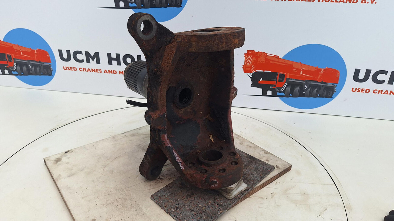 Krupp KMK 2025 Steering knuckle axle 1 - Steering knuckle for Crane: picture 4 Krupp KMK 2025 Steering knuckle axle 1 - Steering knuckle for Crane: picture 4