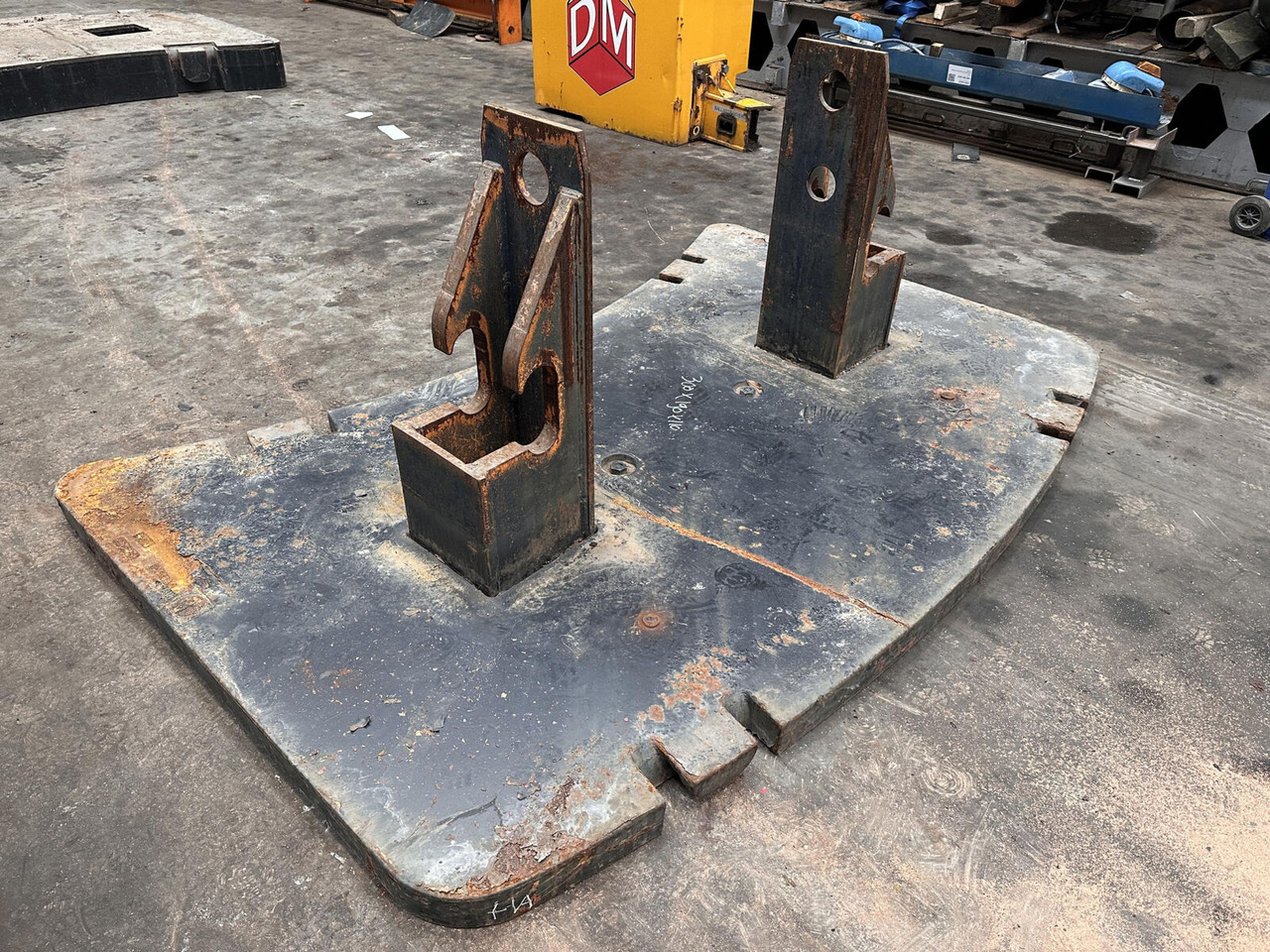Krupp KMK 5160 counterweight 3,2 ton - Counterweight for Mobile crane: picture 2 Krupp KMK 5160 counterweight 3,2 ton - Counterweight for Mobile crane: picture 2