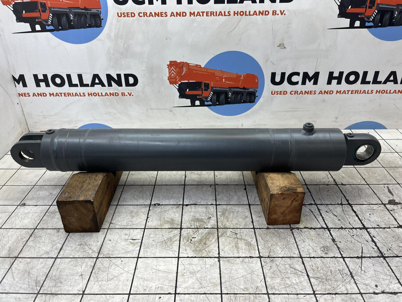Liebherr LR 1160 A-frame erection cyl - Hydraulic cylinder for Crane: picture 3 Liebherr LR 1160 A-frame erection cyl - Hydraulic cylinder for Crane: picture 3