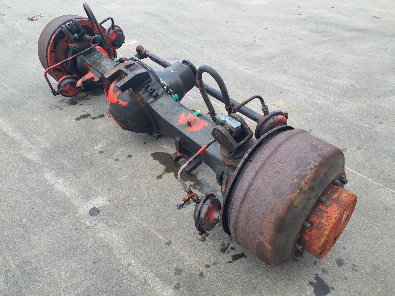 Liebherr LTM 1050 axle 1 - Axle and parts for Mobile crane: picture 1 Liebherr LTM 1050 axle 1 - Axle and parts for Mobile crane: picture 1