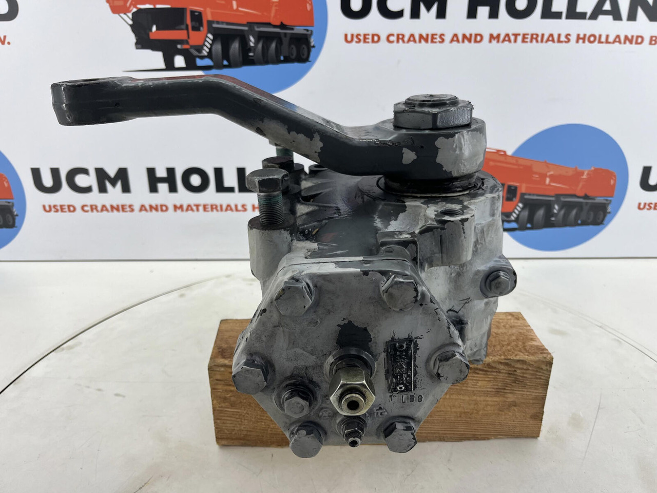 Liebherr LTM 1060-3 steering box - Steering gear for Crane: picture 1 Liebherr LTM 1060-3 steering box - Steering gear for Crane: picture 1