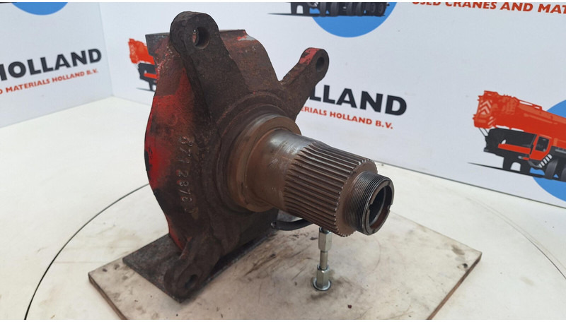 Liebherr LTM 1060 Steering knuckle axle 1 - Steering knuckle for Crane: picture 3 Liebherr LTM 1060 Steering knuckle axle 1 - Steering knuckle for Crane: picture 3