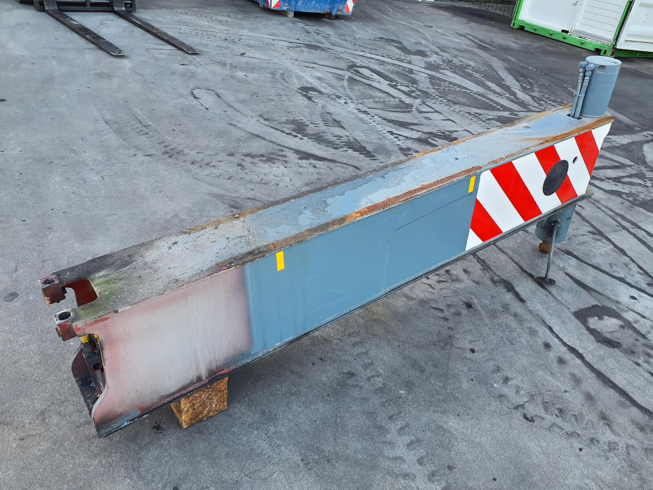 Liebherr LTM 1070-4.1 outrigger beam complete rear - Suspension for Mobile crane: picture 3 Liebherr LTM 1070-4.1 outrigger beam complete rear - Suspension for Mobile crane: picture 3