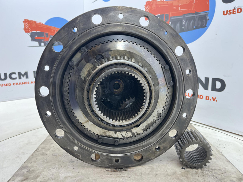 Liebherr LTM 1080 planetary gear 22-25-74-40-3pl-H135-46 - Suspension for Crane: picture 5 Liebherr LTM 1080 planetary gear 22-25-74-40-3pl-H135-46 - Suspension for Crane: picture 5