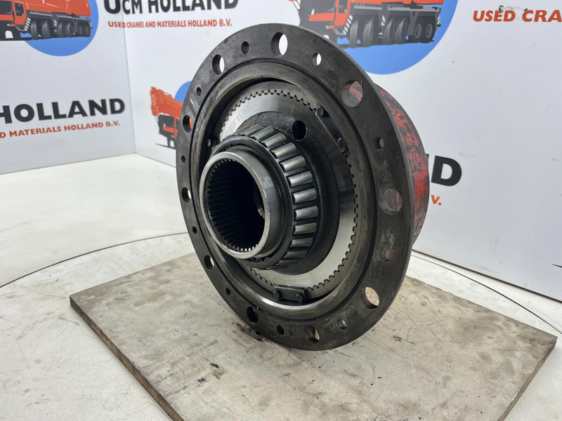 Liebherr LTM 1080 planetary gear 22-25-74-40-3pl-H135-46 - Suspension for Crane: picture 3 Liebherr LTM 1080 planetary gear 22-25-74-40-3pl-H135-46 - Suspension for Crane: picture 3