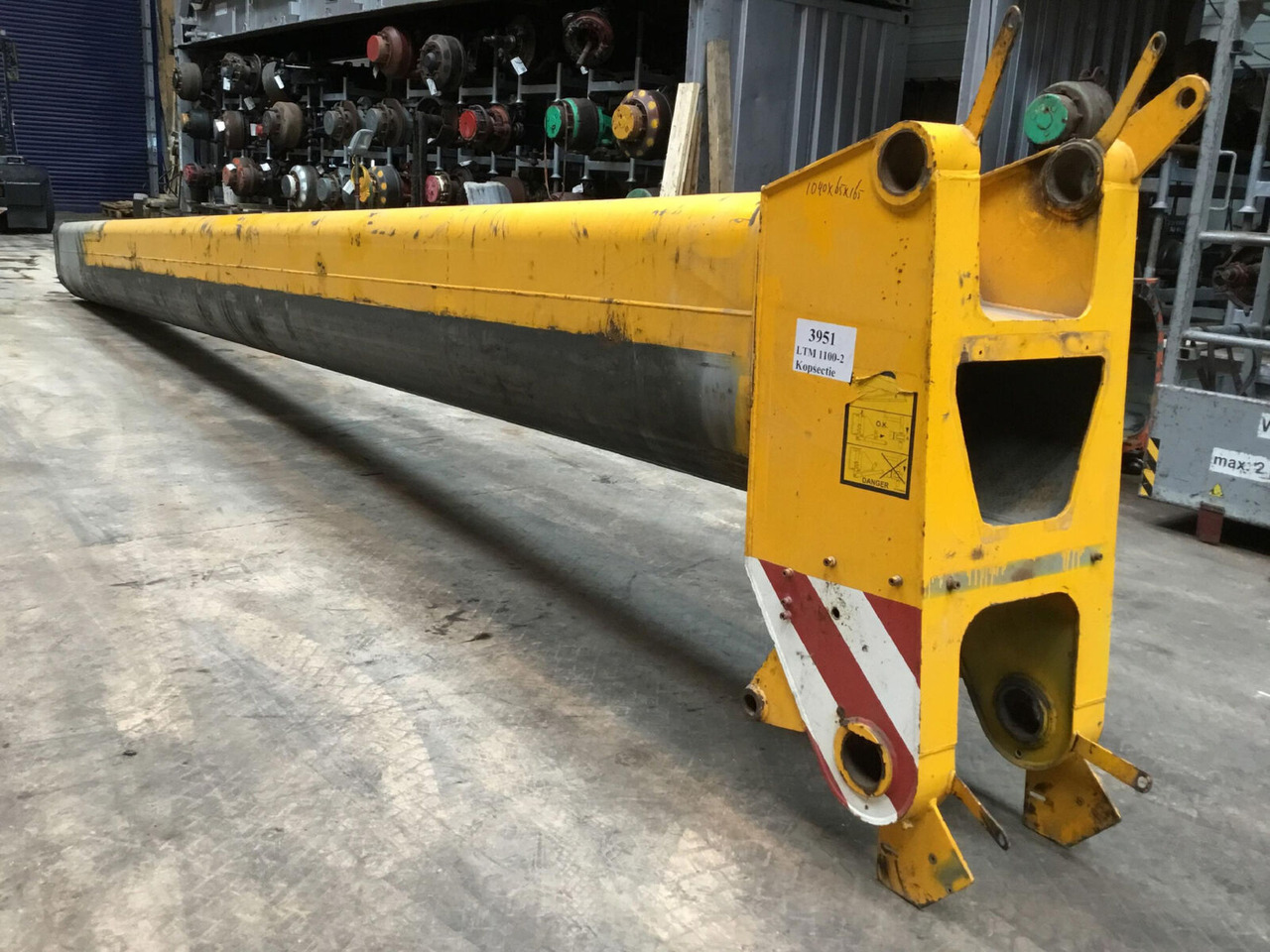 Liebherr LTM 1100-2 telescopic head section 4 - Boom for Mobile crane: picture 2 Liebherr LTM 1100-2 telescopic head section 4 - Boom for Mobile crane: picture 2