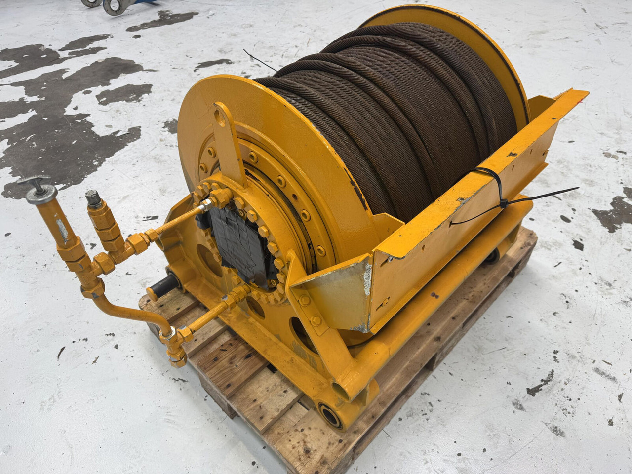 Liebherr LTM 1130-5.1 MAIN HOISTING GEAR PRE-ASS - Winch for Mobile crane: picture 3 Liebherr LTM 1130-5.1 MAIN HOISTING GEAR PRE-ASS - Winch for Mobile crane: picture 3