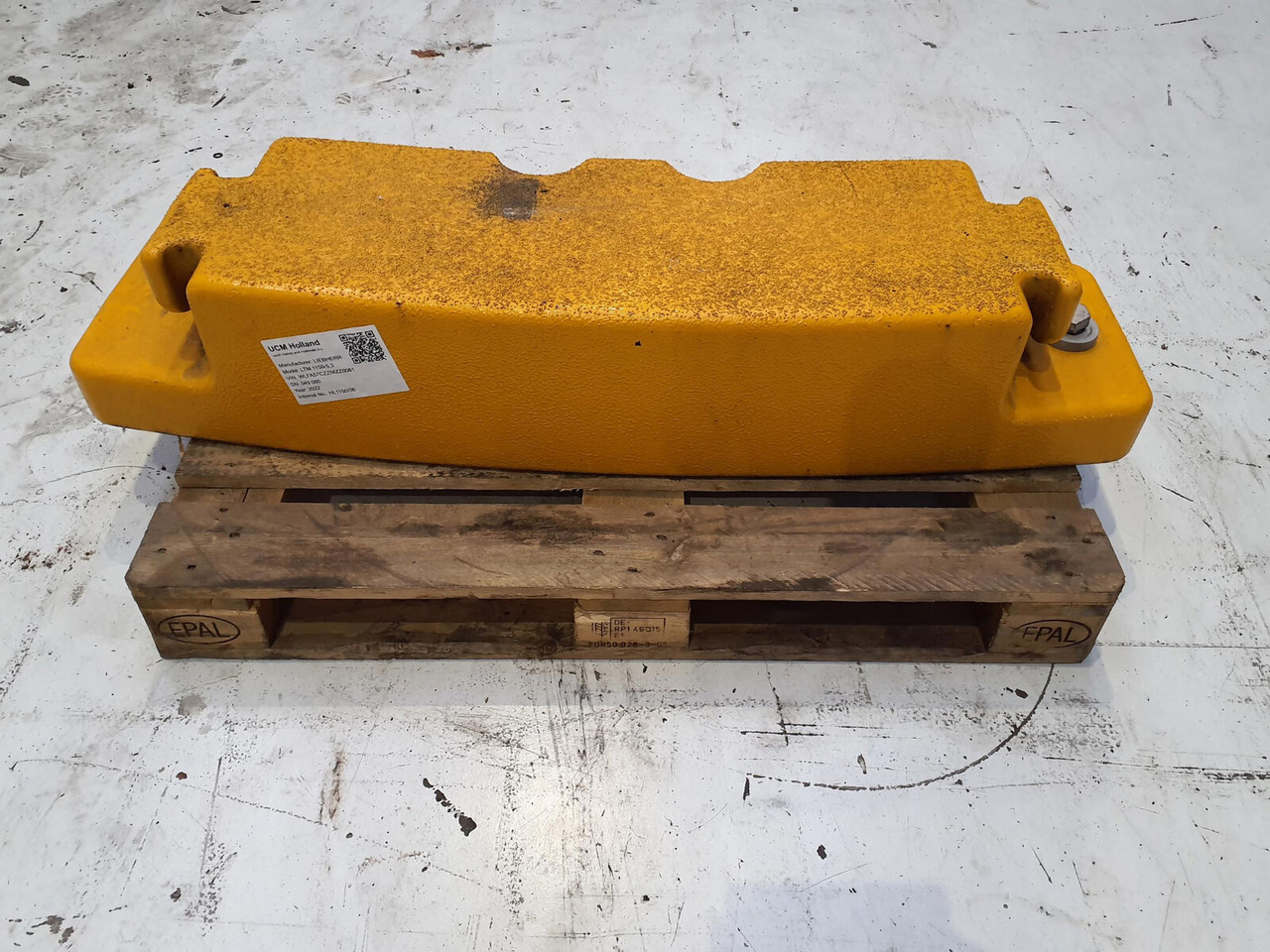 Liebherr LTM 1150-5.3 counterweight 0.8T - Counterweight for Mobile crane: picture 1 Liebherr LTM 1150-5.3 counterweight 0.8T - Counterweight for Mobile crane: picture 1