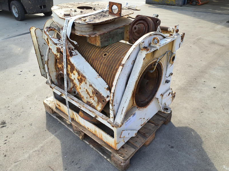Liebherr LTM 1160 winch - Loader crane: picture 3 Liebherr LTM 1160 winch - Loader crane: picture 3