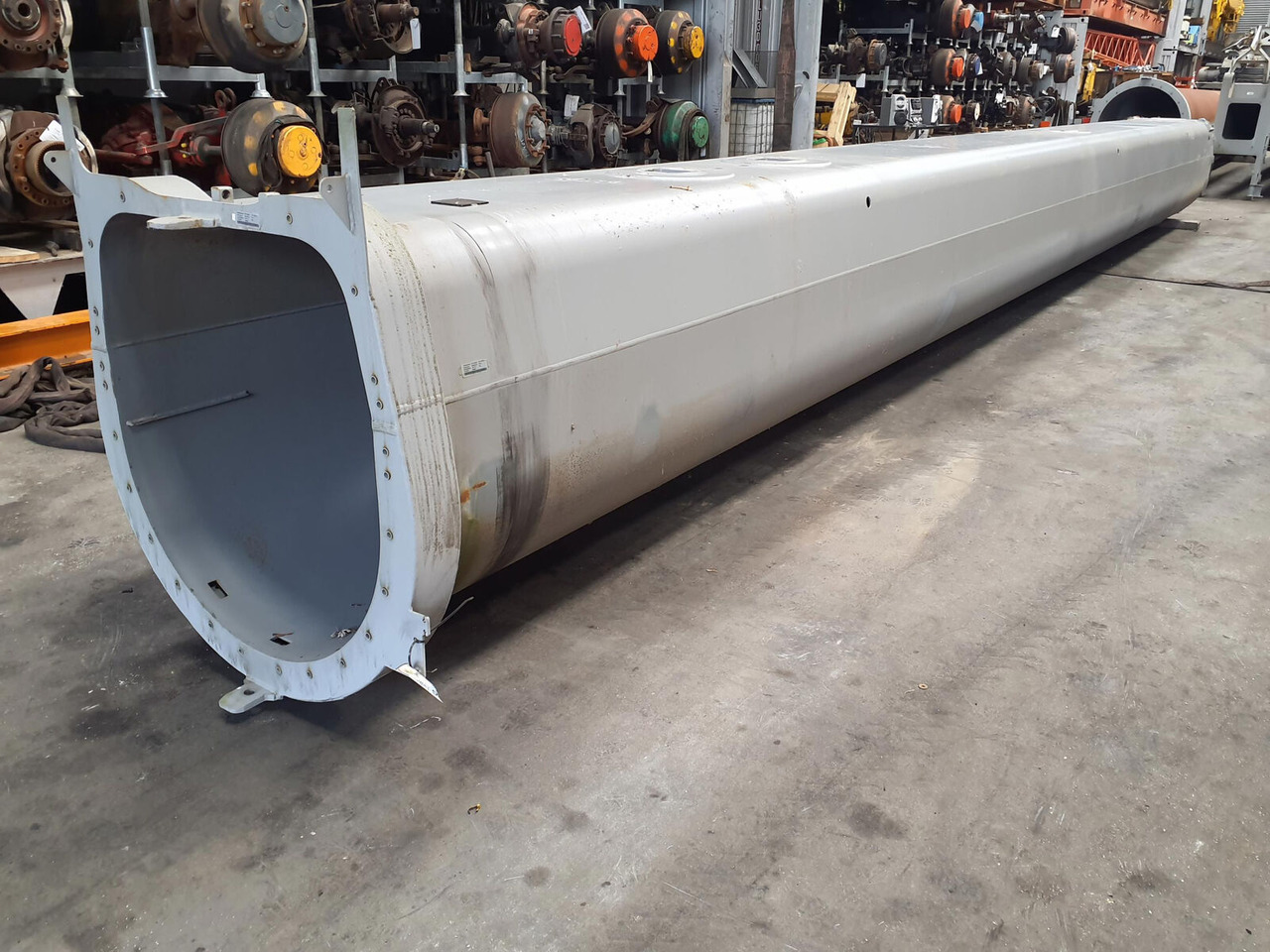 Liebherr LTM 1200-5.1 Telescopic section 2 - Boom for All terrain crane: picture 1 Liebherr LTM 1200-5.1 Telescopic section 2 - Boom for All terrain crane: picture 1