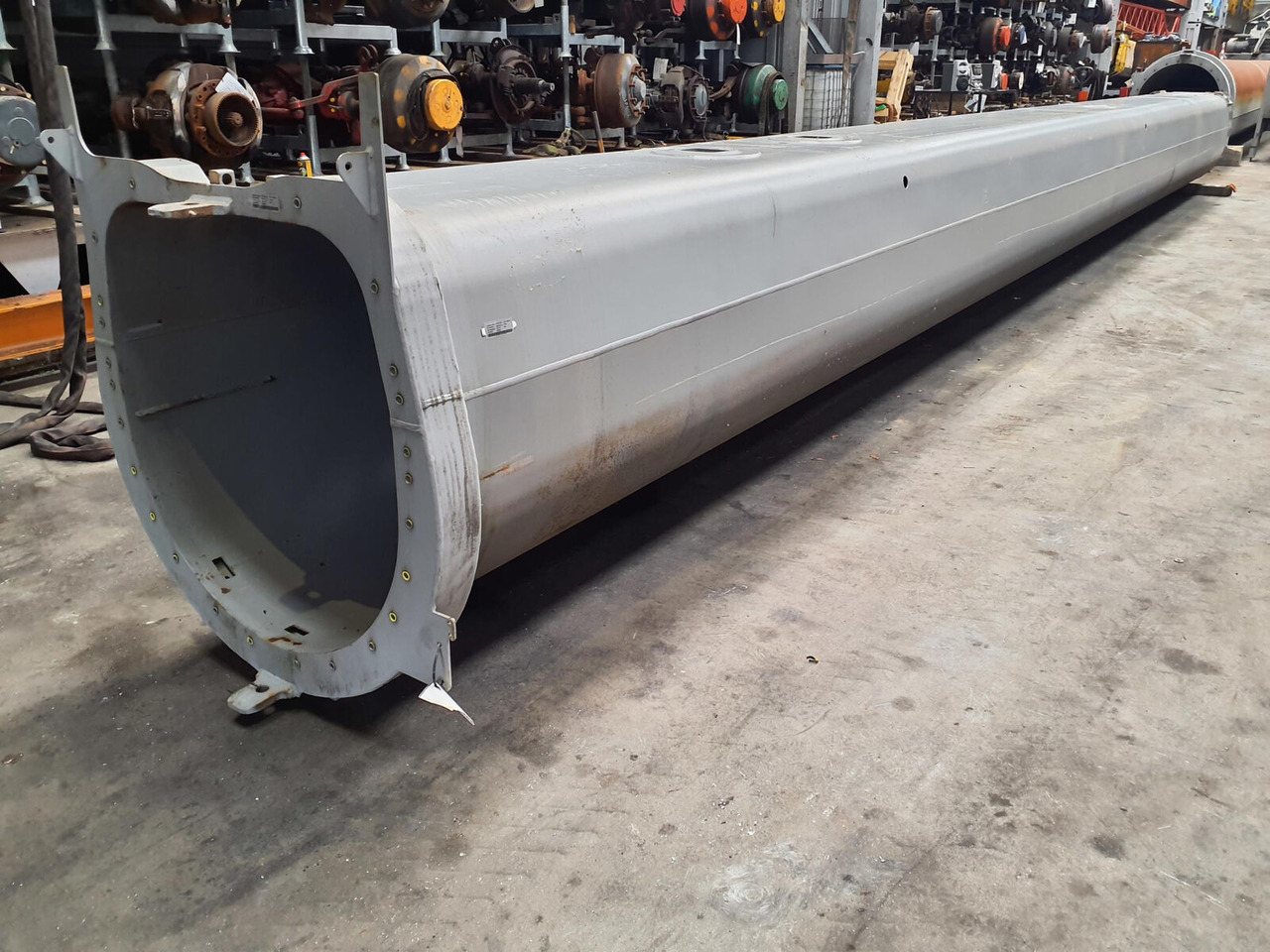 Liebherr LTM 1200-5.1 Telescopic section 4 - Boom for All terrain crane: picture 1 Liebherr LTM 1200-5.1 Telescopic section 4 - Boom for All terrain crane: picture 1