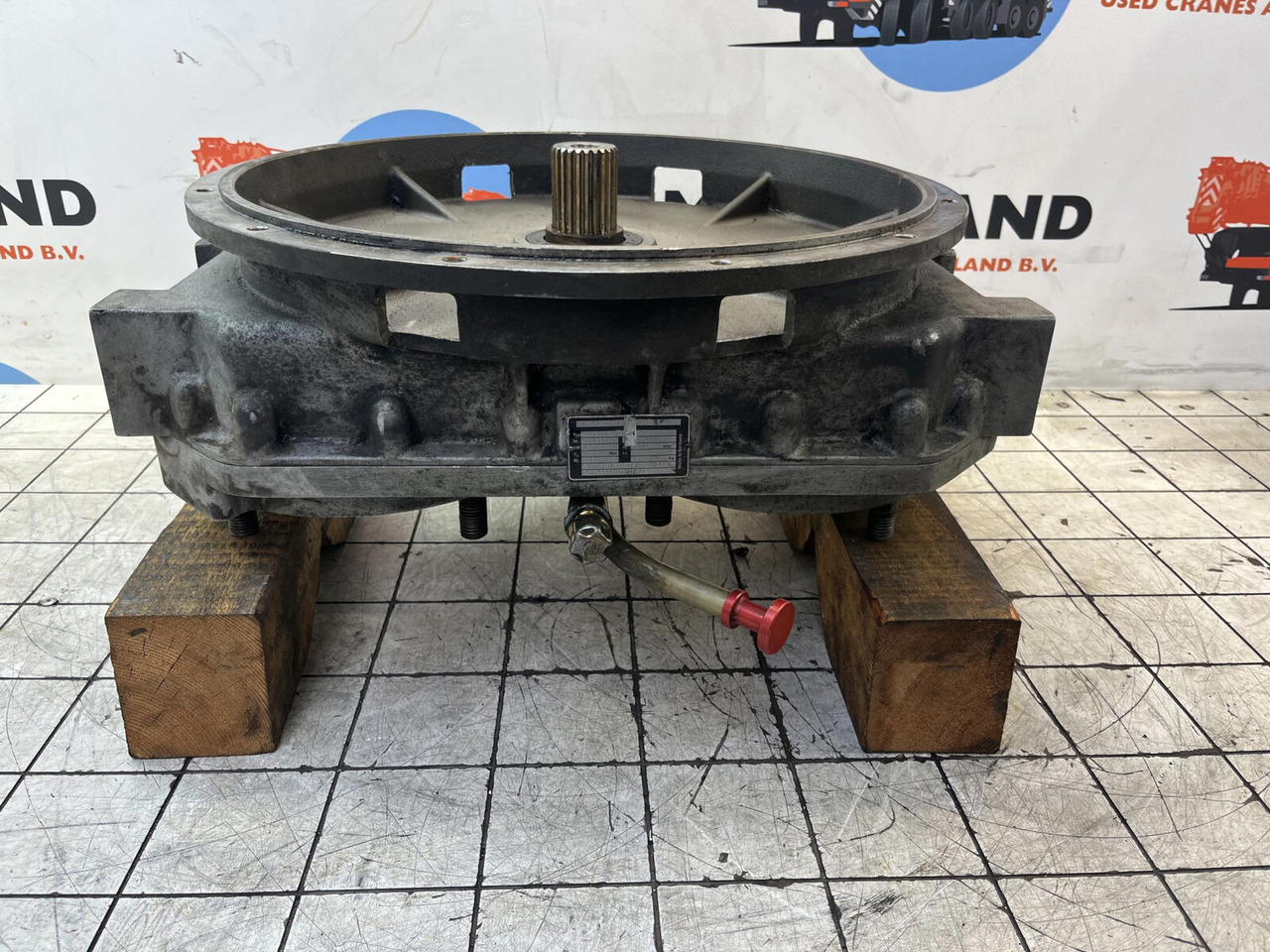 Liebherr LTM 1250-6.1 distributor gearbox - Transmission for Mobile crane: picture 3 Liebherr LTM 1250-6.1 distributor gearbox - Transmission for Mobile crane: picture 3
