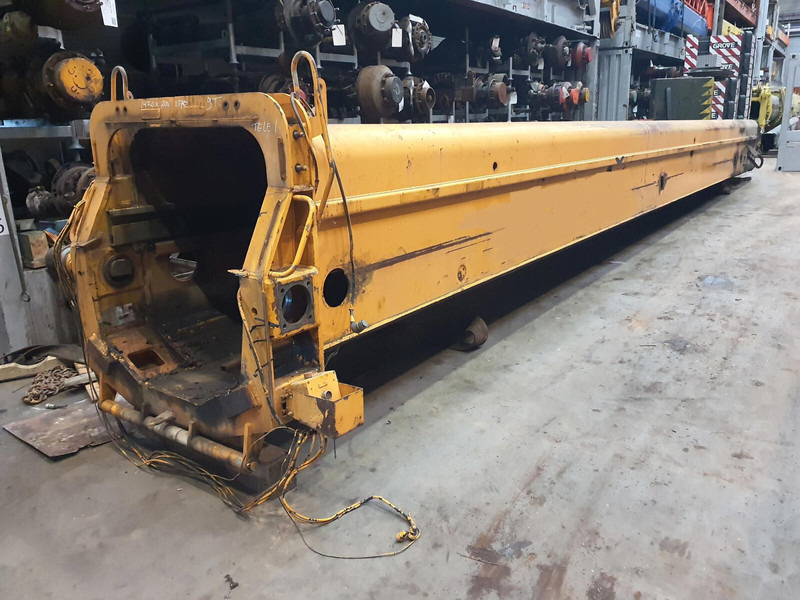 Body and exterior for Crane Liebherr LTM 1300 telescopic section 1: picture 1