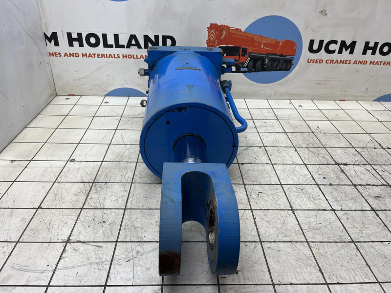 Liebherr LTM 1400-7.1 luffing cylinder TY-frame - Suspension for Crane: picture 3 Liebherr LTM 1400-7.1 luffing cylinder TY-frame - Suspension for Crane: picture 3