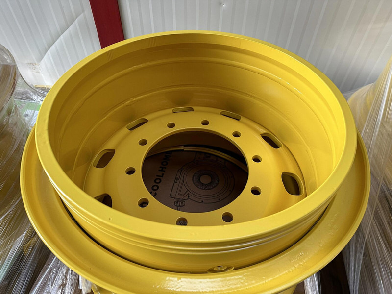 Liebherr Rim 525/80R25 10 21.5 3p - Rim for Crane: picture 4 Liebherr Rim 525/80R25 10 21.5 3p - Rim for Crane: picture 4