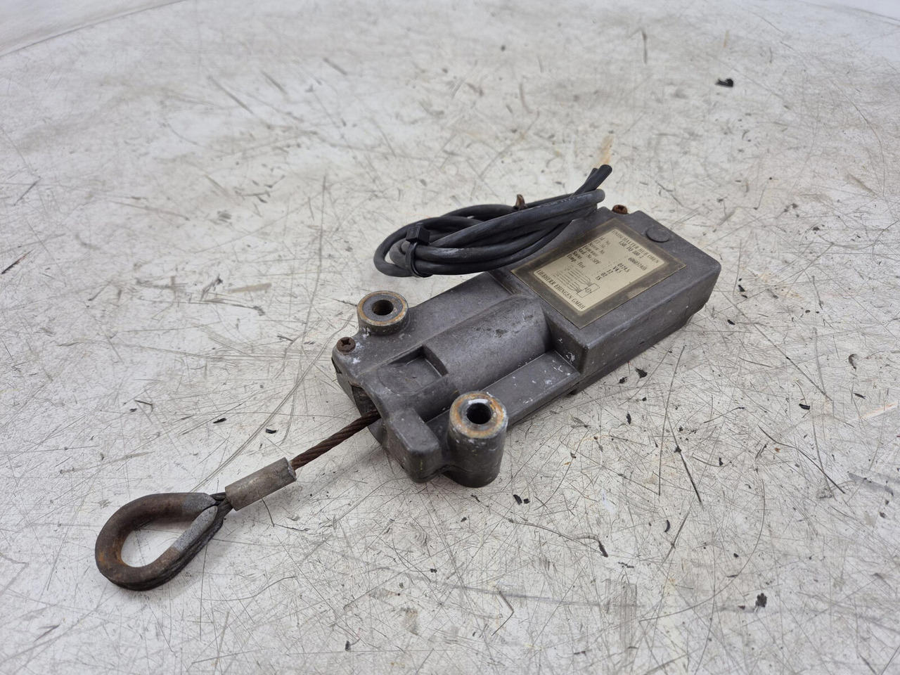 Liebherr TM 1060-2 Hoist limit switch - Electrical system for Crane: picture 1 Liebherr TM 1060-2 Hoist limit switch - Electrical system for Crane: picture 1