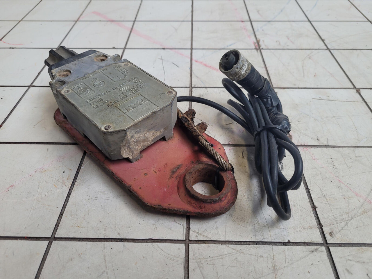 PAT hoist limit switch - Electrical system for Crane: picture 3 PAT hoist limit switch - Electrical system for Crane: picture 3