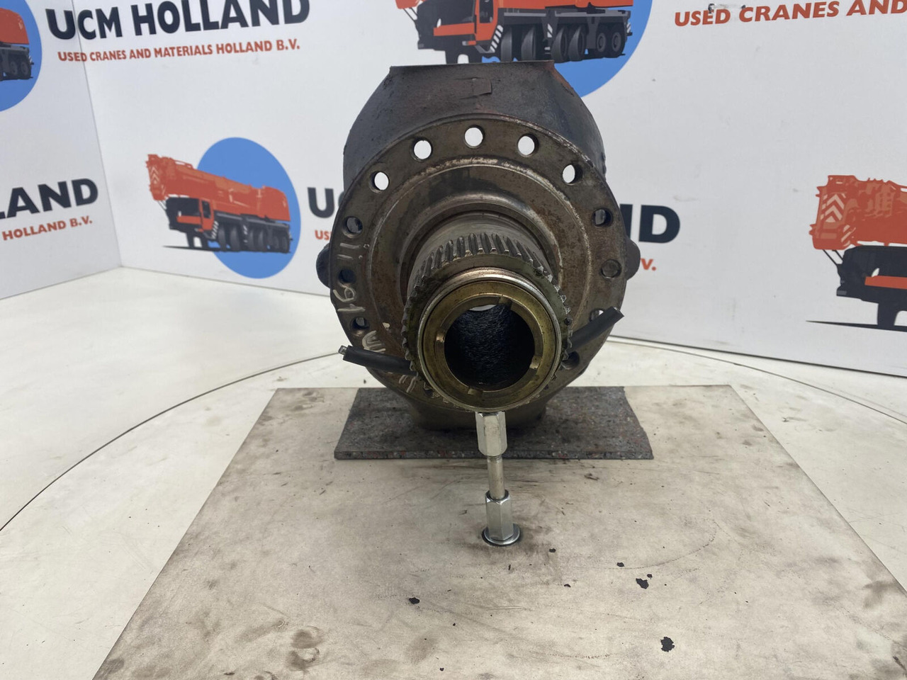 PPM 280 ATT Steering knuckle 16 holes axle 2 - Steering knuckle for Crane: picture 2 PPM 280 ATT Steering knuckle 16 holes axle 2 - Steering knuckle for Crane: picture 2