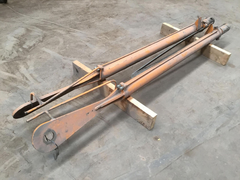 Spierings SK 488 AT4 boom cylinder set - Hydraulic cylinder for Crane: picture 1 Spierings SK 488 AT4 boom cylinder set - Hydraulic cylinder for Crane: picture 1