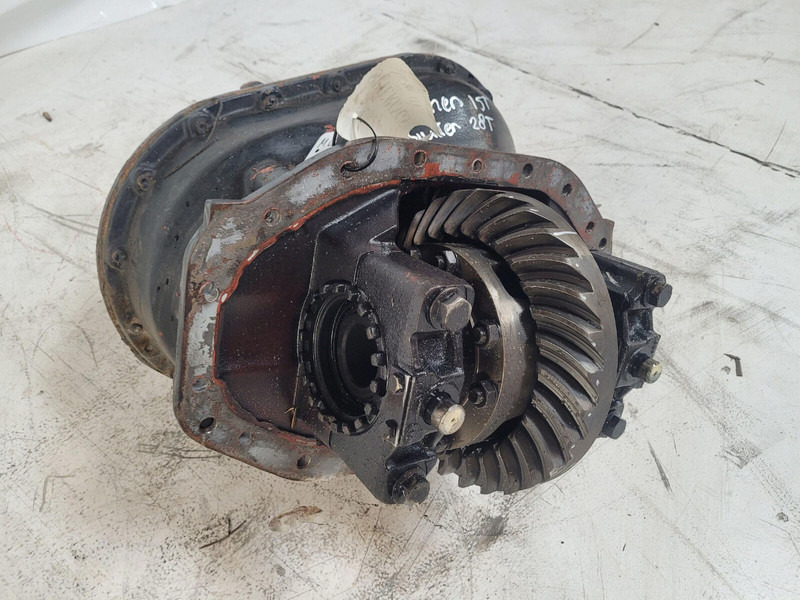 Spierings SK-598 AT 5 mid differential axle 3 - Differential gear for Crane: picture 2 Spierings SK-598 AT 5 mid differential axle 3 - Differential gear for Crane: picture 2