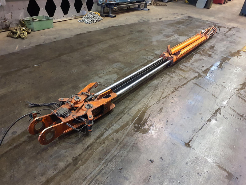 Spierings SK 598 AT5 cylinder set - Hydraulic cylinder for Crane: picture 2 Spierings SK 598 AT5 cylinder set - Hydraulic cylinder for Crane: picture 2