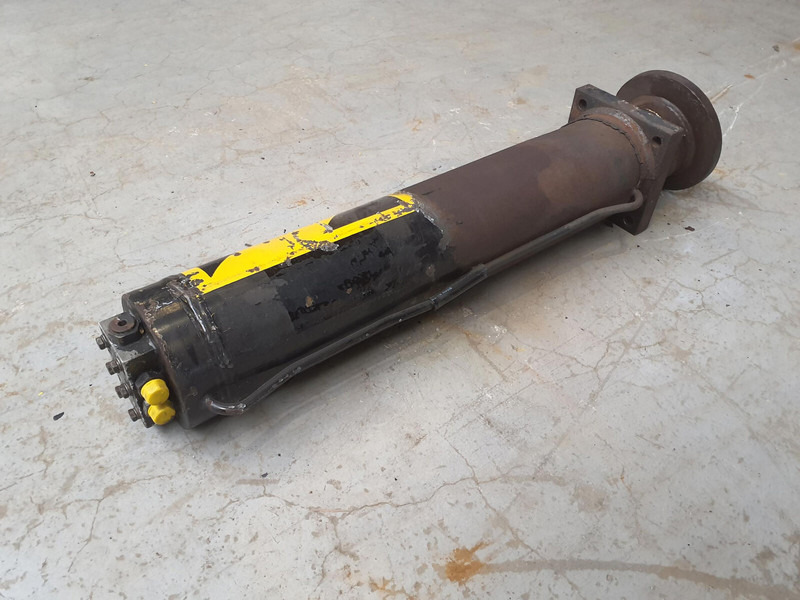 Spierings SK 598 Outrigger cylinder - Hydraulic cylinder for Crane: picture 4 Spierings SK 598 Outrigger cylinder - Hydraulic cylinder for Crane: picture 4