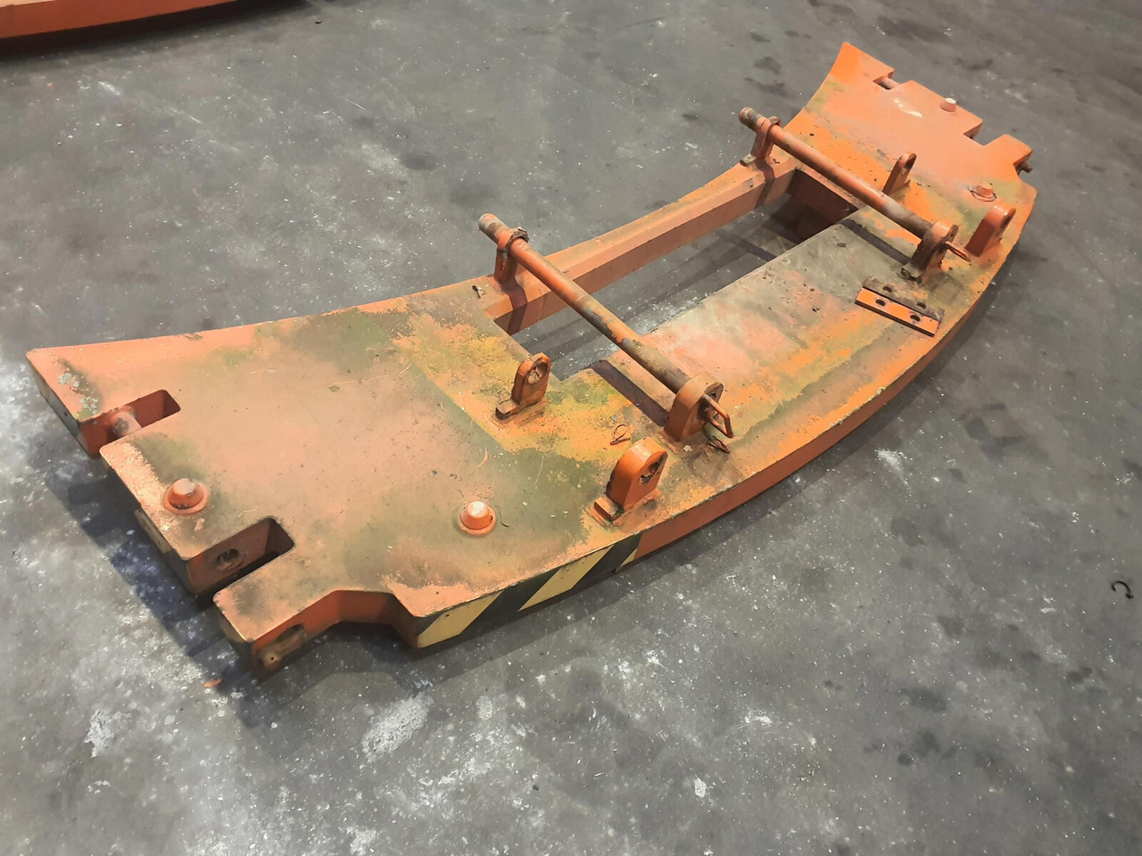 Terex AC 155 counterweight 1,15T - Counterweight for Mobile crane: picture 2 Terex AC 155 counterweight 1,15T - Counterweight for Mobile crane: picture 2