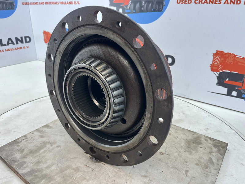 Terex AC 155 planetary gear 17-24-67-32-3pl-H135-46 - Suspension for Crane: picture 3 Terex AC 155 planetary gear 17-24-67-32-3pl-H135-46 - Suspension for Crane: picture 3