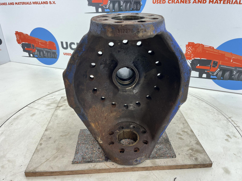 Terex AC 205 Steering knuckle 16 holes axle 3 - Steering knuckle for Crane: picture 5 Terex AC 205 Steering knuckle 16 holes axle 3 - Steering knuckle for Crane: picture 5