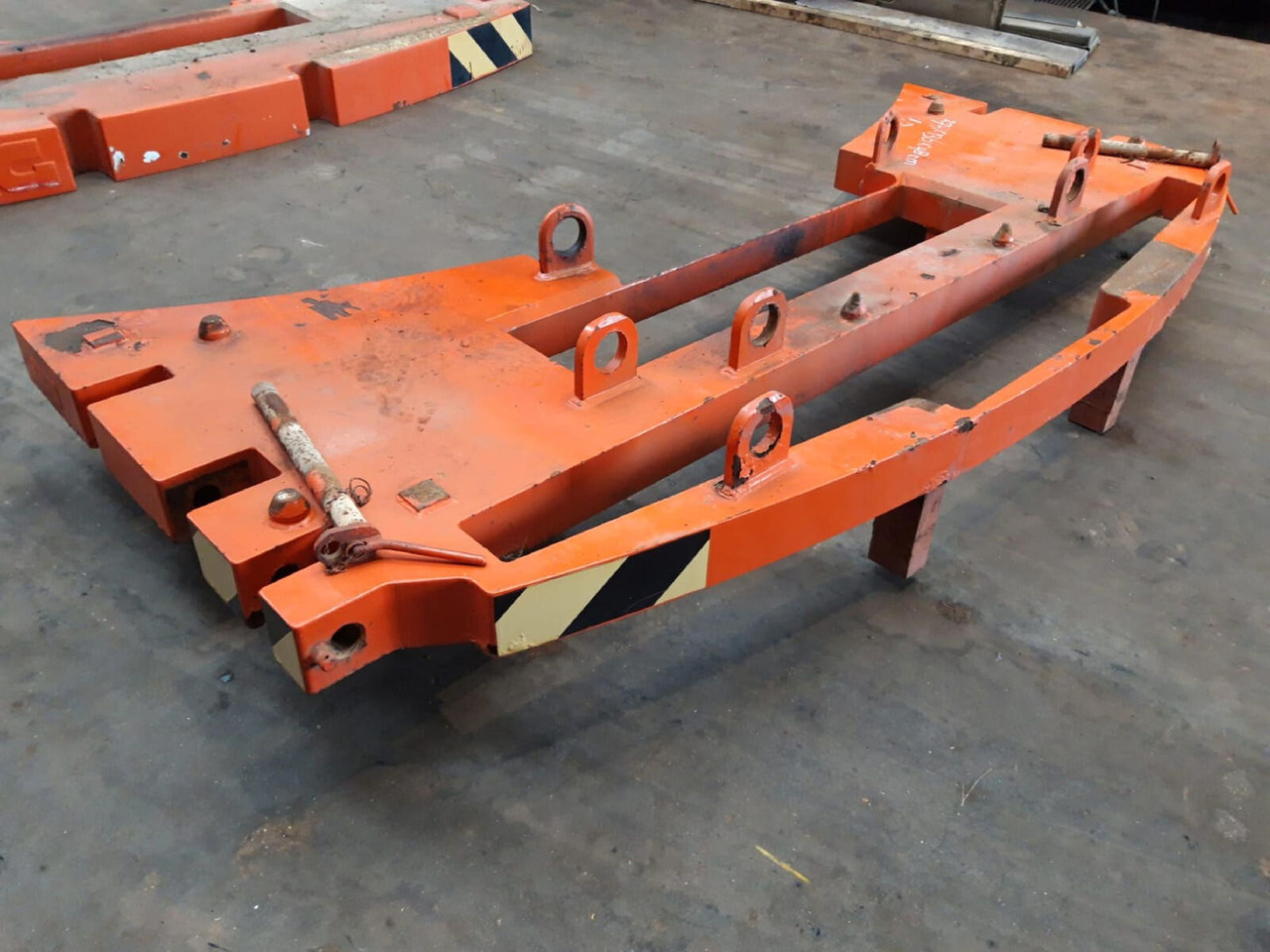 Terex AC 205 counterweight 1,7 ton - Counterweight for Mobile crane: picture 2 Terex AC 205 counterweight 1,7 ton - Counterweight for Mobile crane: picture 2