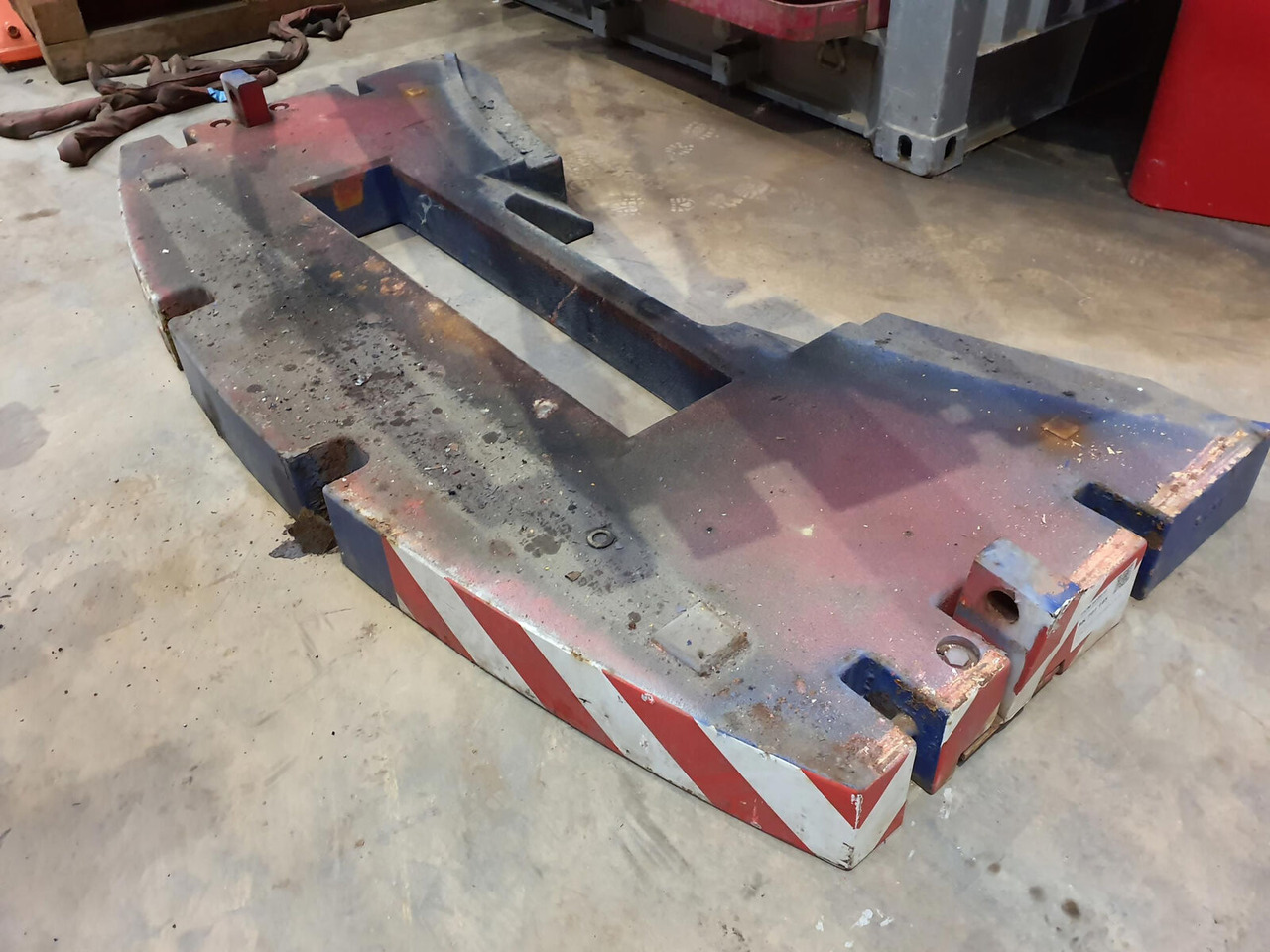 Terex AC 205 counterweight 3,45 ton - Counterweight for Mobile crane: picture 4 Terex AC 205 counterweight 3,45 ton - Counterweight for Mobile crane: picture 4